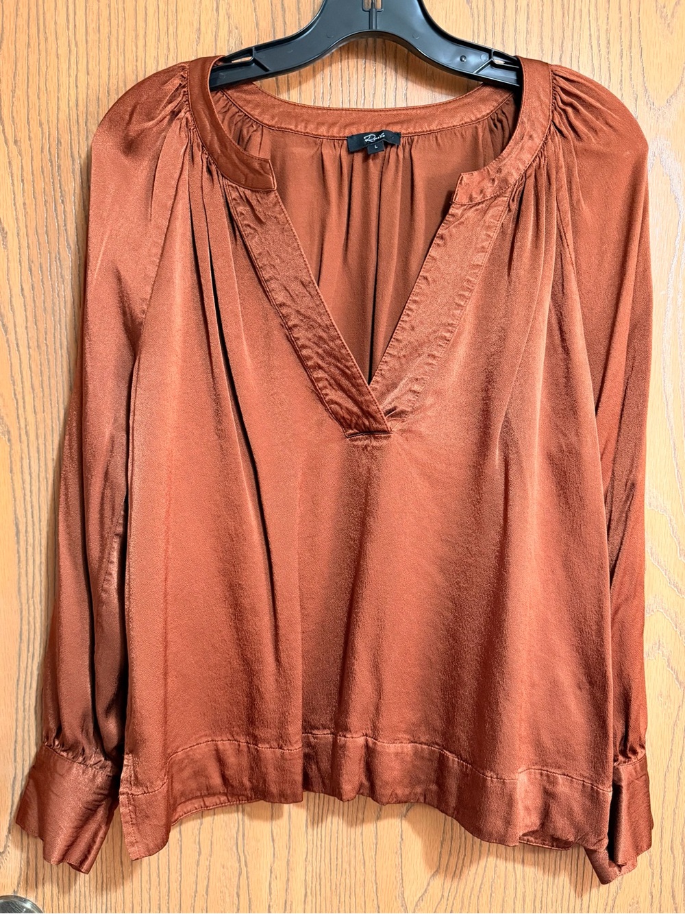 EUC Rails Blouse in a Rusty Color with Satin Texture, V-Neck & Long Sleeves